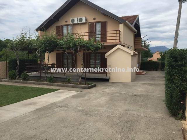 House in Donja Gorica