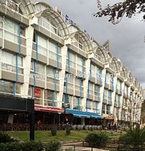 Prodaja, poslovni prostor 104m2, Centar, Podgorica