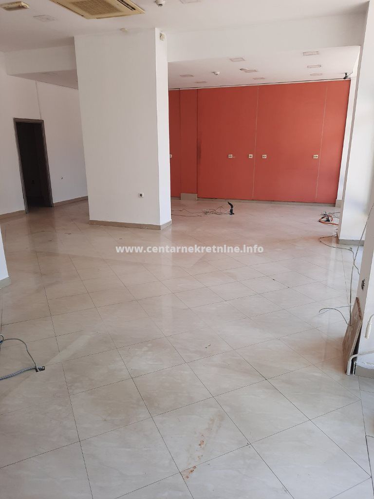 Prodaja, poslovni prostor 180m2, Preko Morace, Podgorica