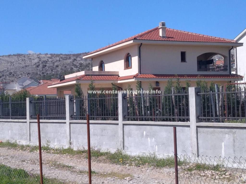 For rent, house 200m2, Vranici, Podgorica