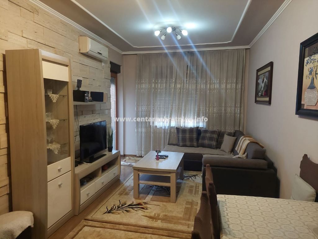 Izdavanje, jednosoban stan 45m2, Ljubovic, Podgorica