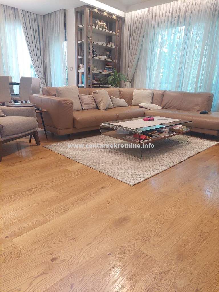 For rent, luxury three bedroom apartment 140m2, Preko Morace, Podgorica