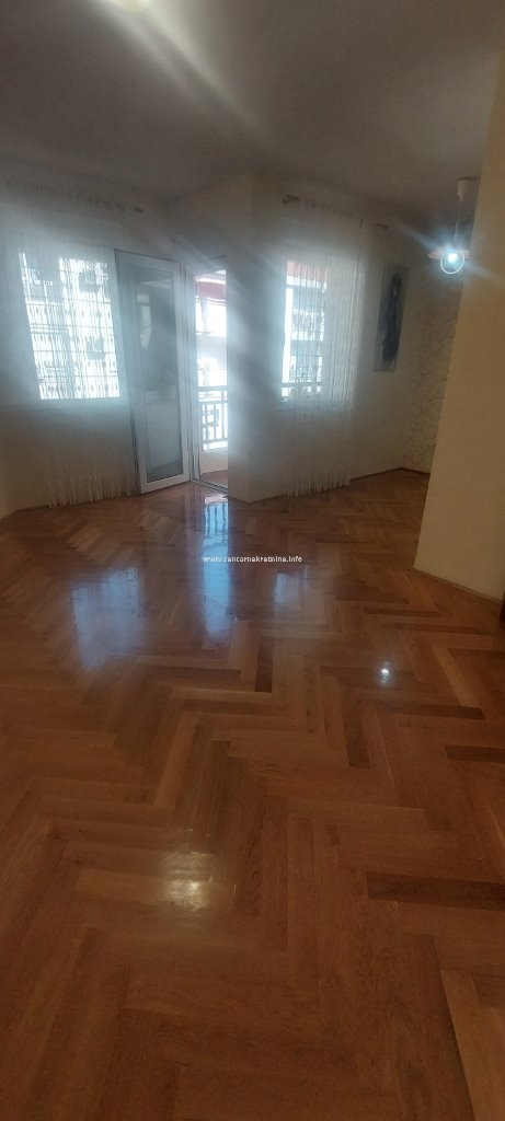 Prodaja, dvosoban stan 65m2, Blok 6, Podgorica 